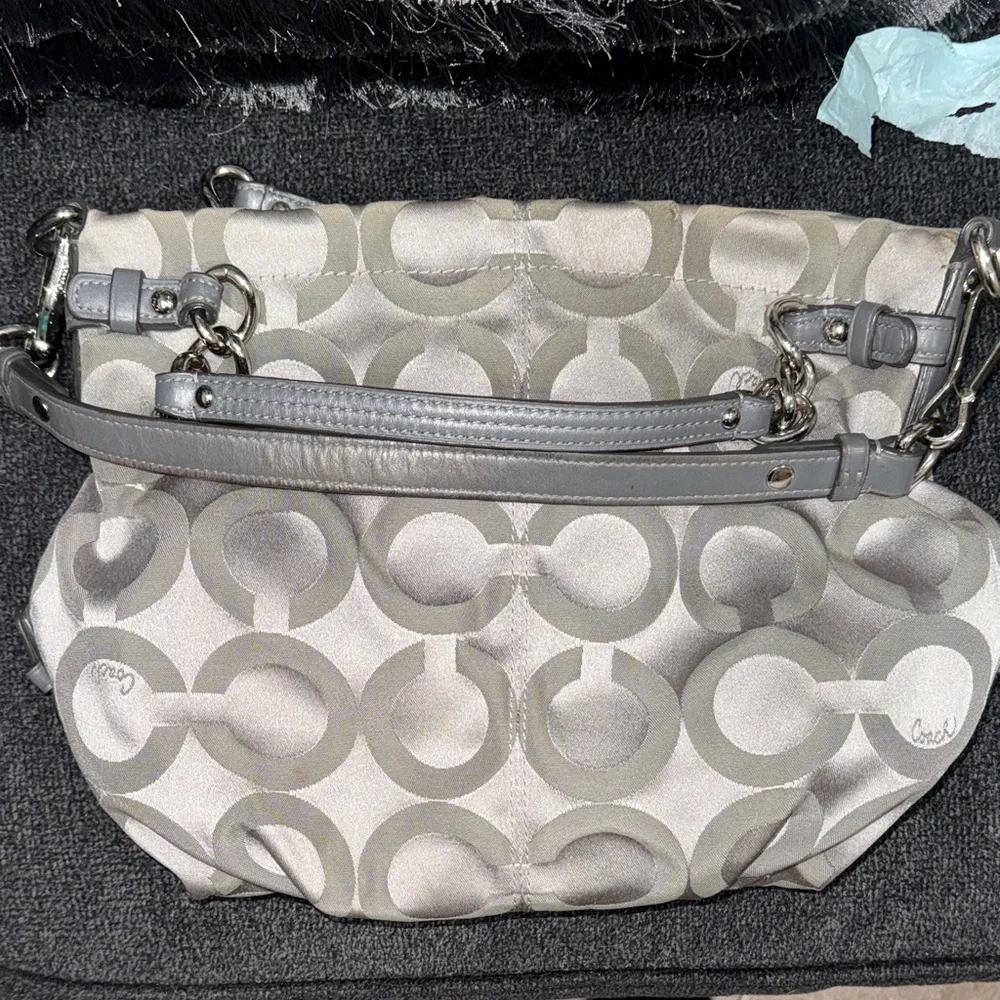 Coach Silver Gray Signature Chain-Trim Shoulder Bag - Picture 8 of 8